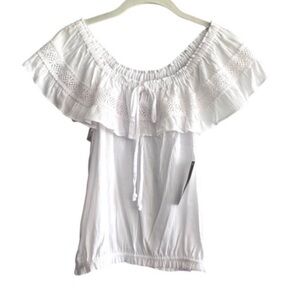 NEW No Boundaries Off the Shoulder Blouse Crochet Ruffle Top Vivid White Size S
